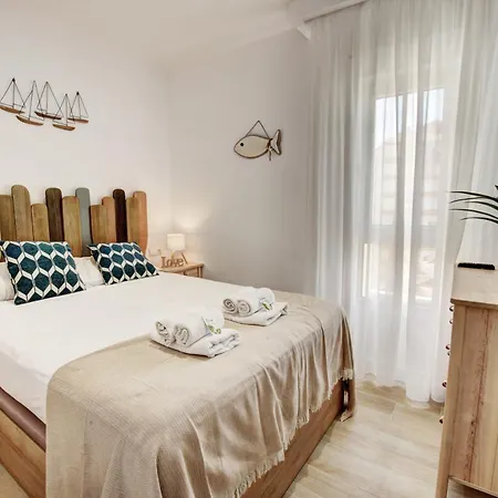 Beachfront Parque Paloma Appartement *